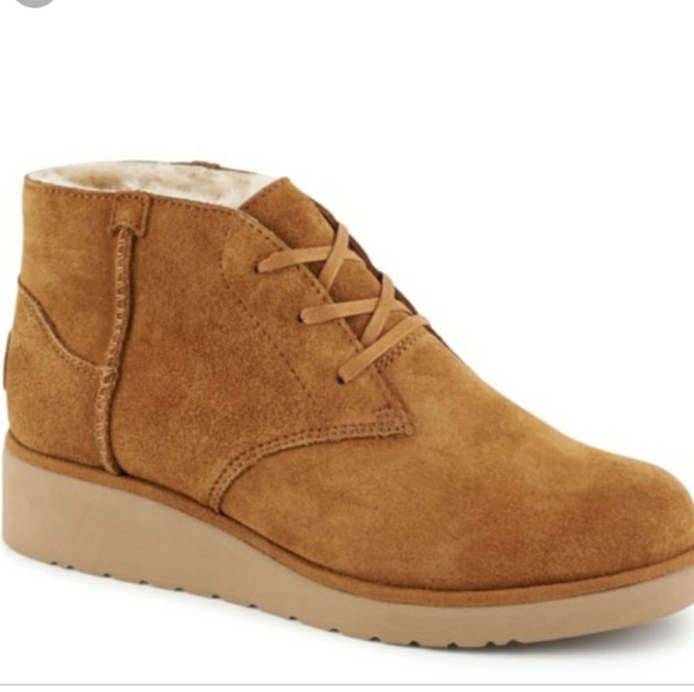 Koolabura by UGG Classic wedge booties